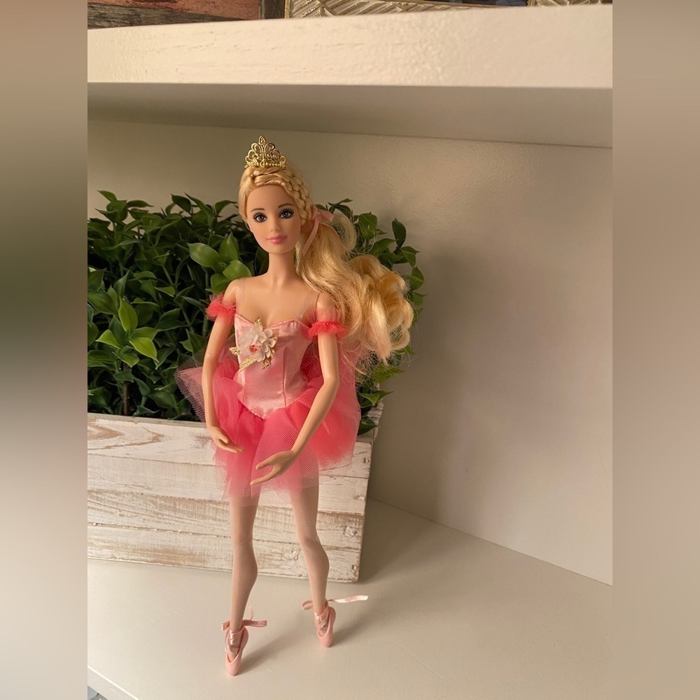 Barbie Ballet Wishes 2018 Mattel Ballerina Doll Pink Tutu Tiara Pointe Shoes
